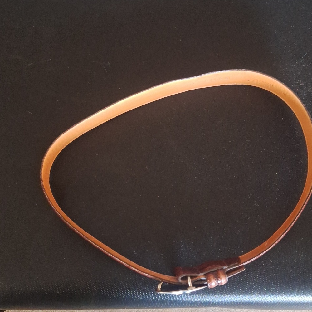 Harken Belt Genuine Leather Size M Made In The USA 34" Long With A Hart Buckle - Picture 2 of 6
